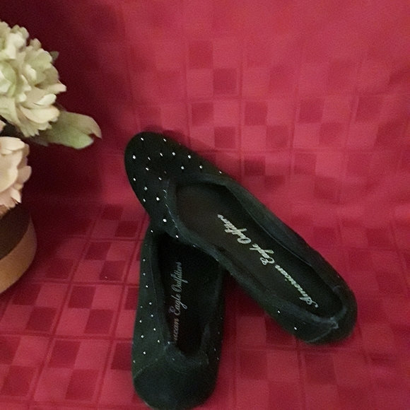 NWOT AEO Black Flats - Picture 5 of 6